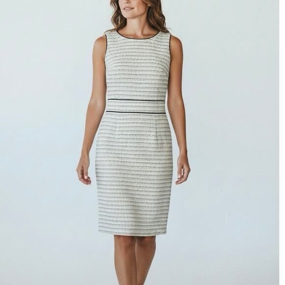Banana Republic Dresses & Skirts - Banana Republic Women’s Sleeveless Sheath Dress Petite Size OP NWT Ivory/Black